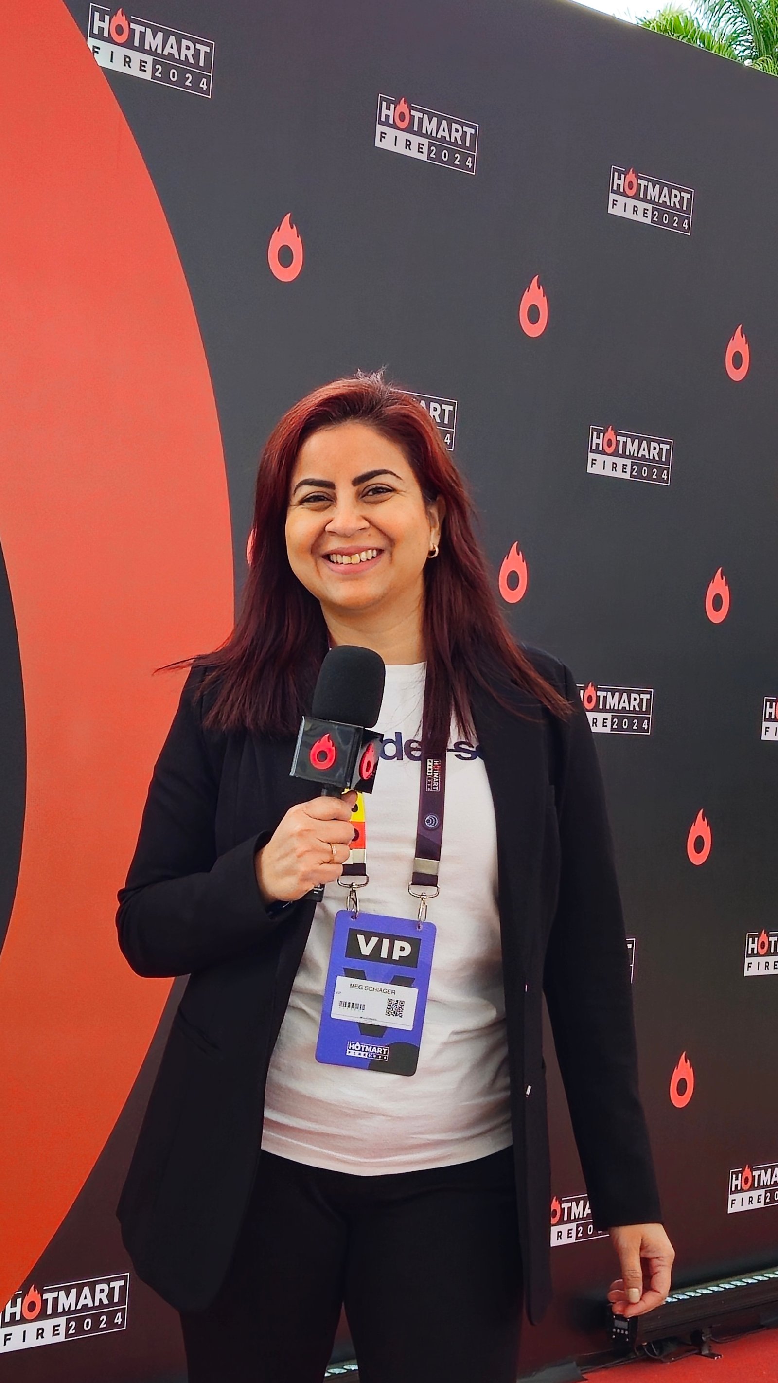 Meg Schiager no evento Hotmart Fire